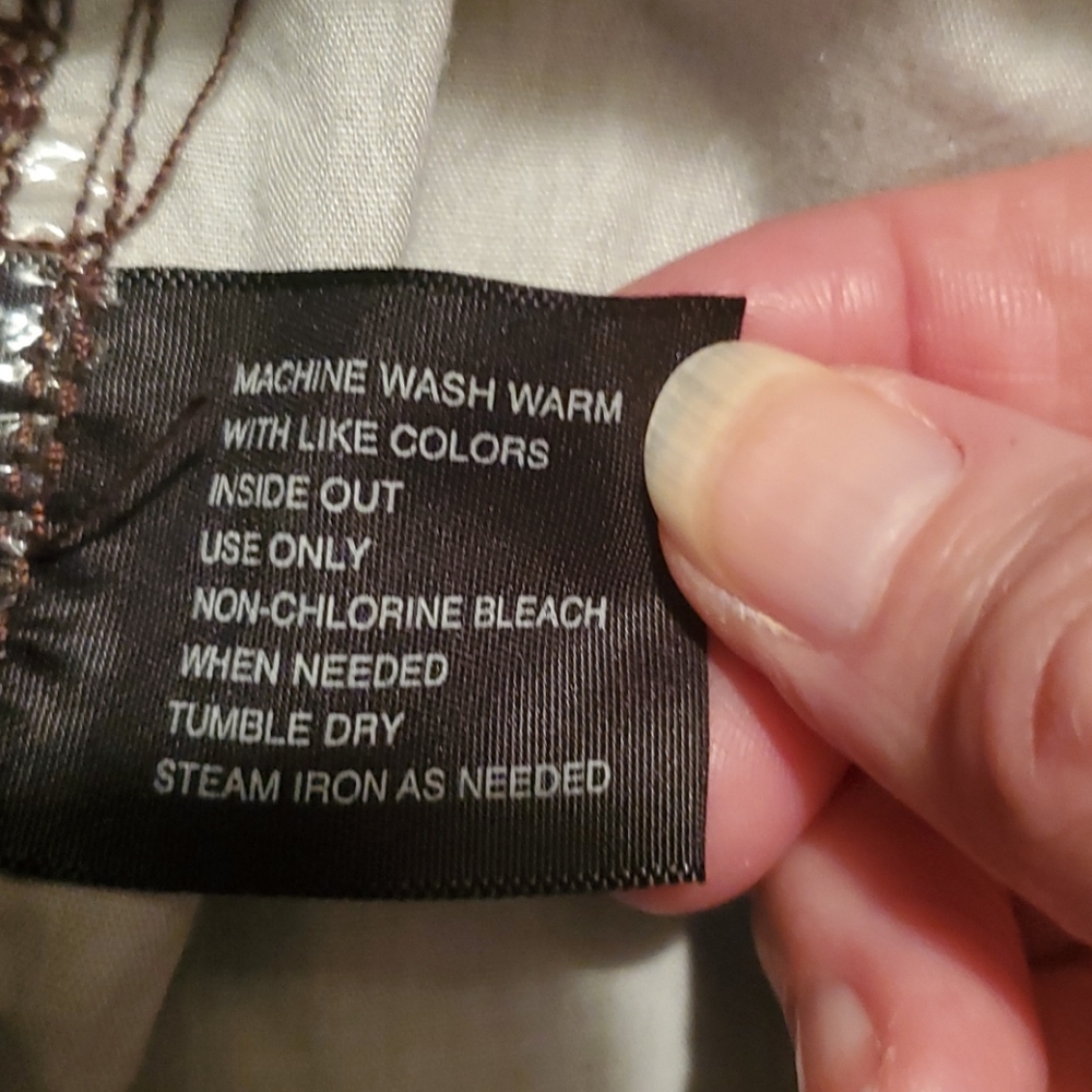 NWT: Mixit Cargo Capris - Picture 10 of 15
